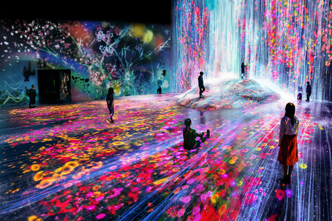 MORI Building數位藝術美術館：EPSON teamLab Borderless ©teamLab（圖片：美國商業資訊）