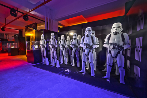 帝國大廈推出《星際大戰》主題活動，包括動感燈光秀、粉絲互動體驗、名人到訪以及更多精彩內容（照片：美國商業資訊）
