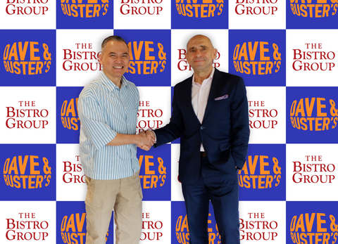 Dave & Buster’s 首席国际发展官 Antonio Bautista 和 The Bistro Group 总裁 Paul Manuud（照片：美国商业资讯） 