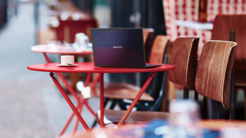Lenovo Yoga Solar PC Concept(照片:Lenovo)