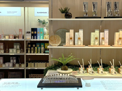 KAORIUM在HOLA门店的应用场景 