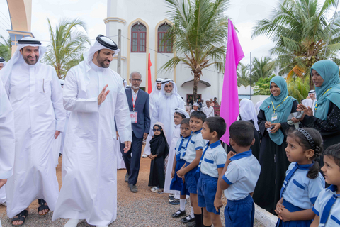 Sultan bin Ahmed访问斯里兰卡Al Rahma村（照片：AETOSWire）