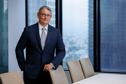 Eric Phillips先生, DLR Group董事, 国际业务总监