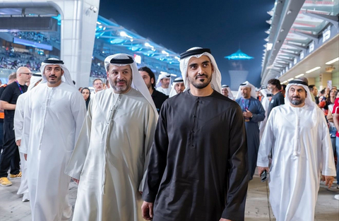 From right to left: His Highness Sheikh Zayed bin Mohamed bin Zayed Al Nahyan; His Excellency Faisal Al Bannai; His Highness Sheikh Mohammed bin Sultan bin Khalifa Al Nahyan, leading the Grid Walk ahead of the Grand Final Race (Photo: AETOSWire)