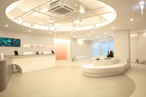 Lobby of REBERRY Clinic, Incheon Airport (Image: REBERRY Clinic)