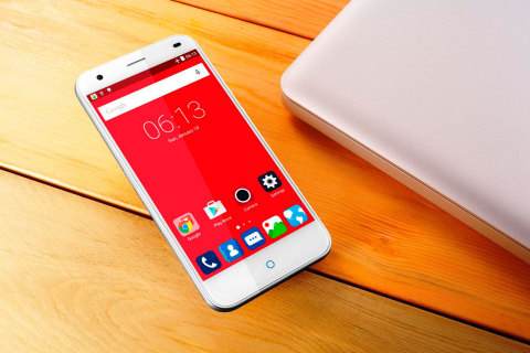 ZTE Blade S6 (Photo: Business Wire)