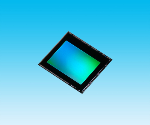 Toshiba: 8 Megapixel CMOS image sensor 