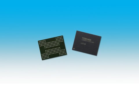搭載TSV技術的16顆粒堆疊式NAND快閃記憶體（照片：美國商業資訊） 