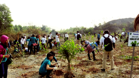 越南：寧平省的一處國家野生動物保護區的植樹活動。（照片：美國商業資訊） 