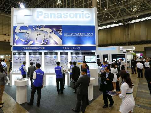 CEATEC JAPAN 2014主要技術展區的松下展臺（照片：美國商業資訊） 