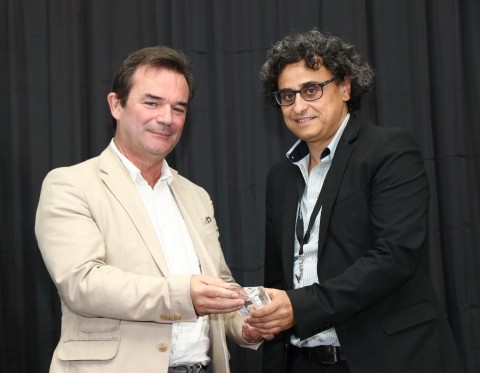 MIPI Alliance主席Joel Huloux（左）和Toshiba Electronics Europe GmbH總工程師Ariel Lasry（右）（照片：美國商業資訊） 